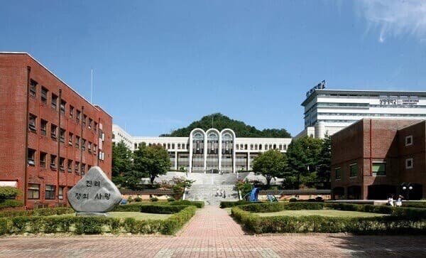 Đại học Sangmyung cung cấp nhiều chương trình học thuộc nhiều lĩnh vực khác nhau